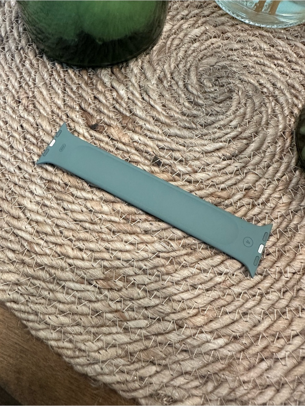 Apple Watch Solo Loop Green Gray Silicone Band Size 4